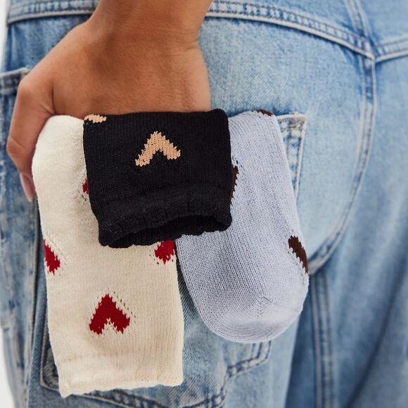 free people Black Tan Hearts Cupid Bow Knit Scalloped Socks - Picture 2 of 10